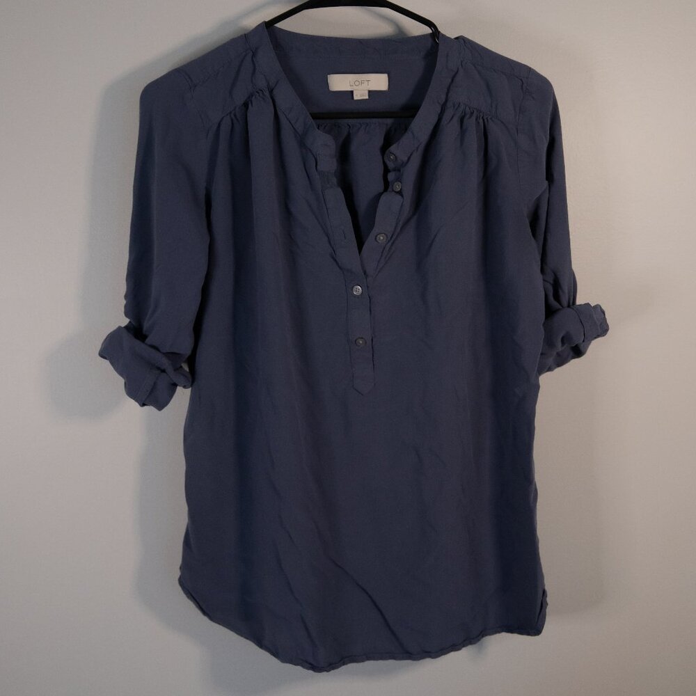 LOFT Blue Button-Front Blouse – Women's